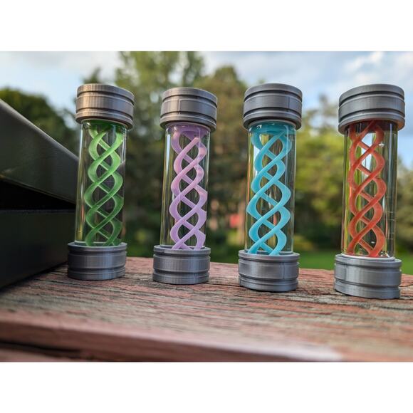 Resident Evil Briefcase Kit Access Badge, T-Virus Antidotes Umbrella Corporation - Picture 15 of 16